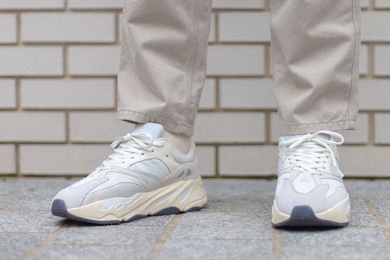 아디다스, 이지 부스트 700 '아날로그' 사진 및 출시 정보 공개