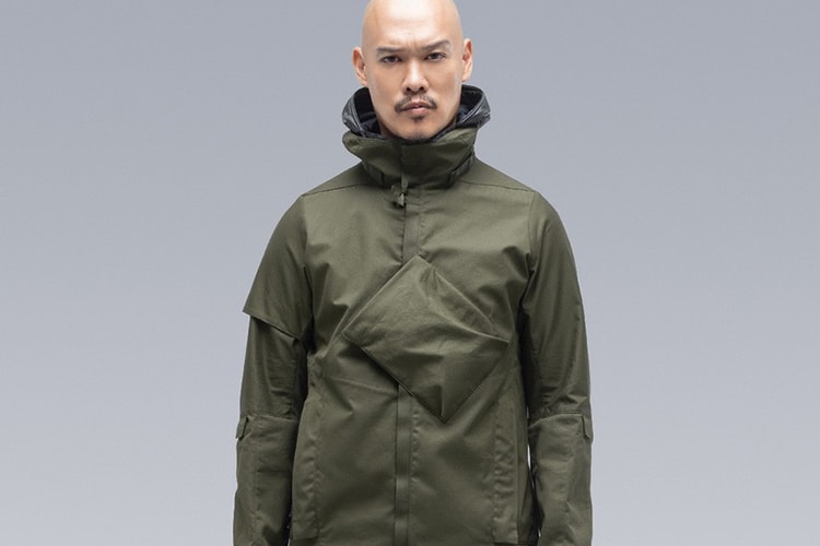 아크로님이 새롭게 선보인 고감도의 테크웨어 컬렉션