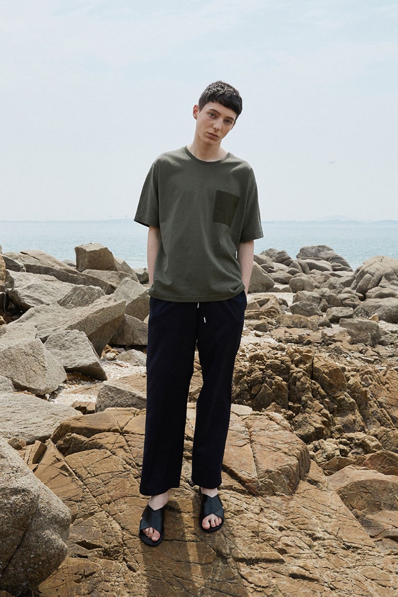 에이카 화이트, 부드러운 실루엣이 돋보이는 2019 SS 컬렉션 룩북 공개 듀펠 센터