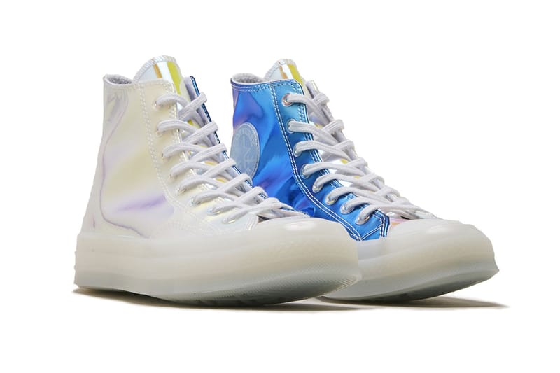 시원한 색감과 소재가 돋보이는 컨버스의 척 테일러 올스타 2종