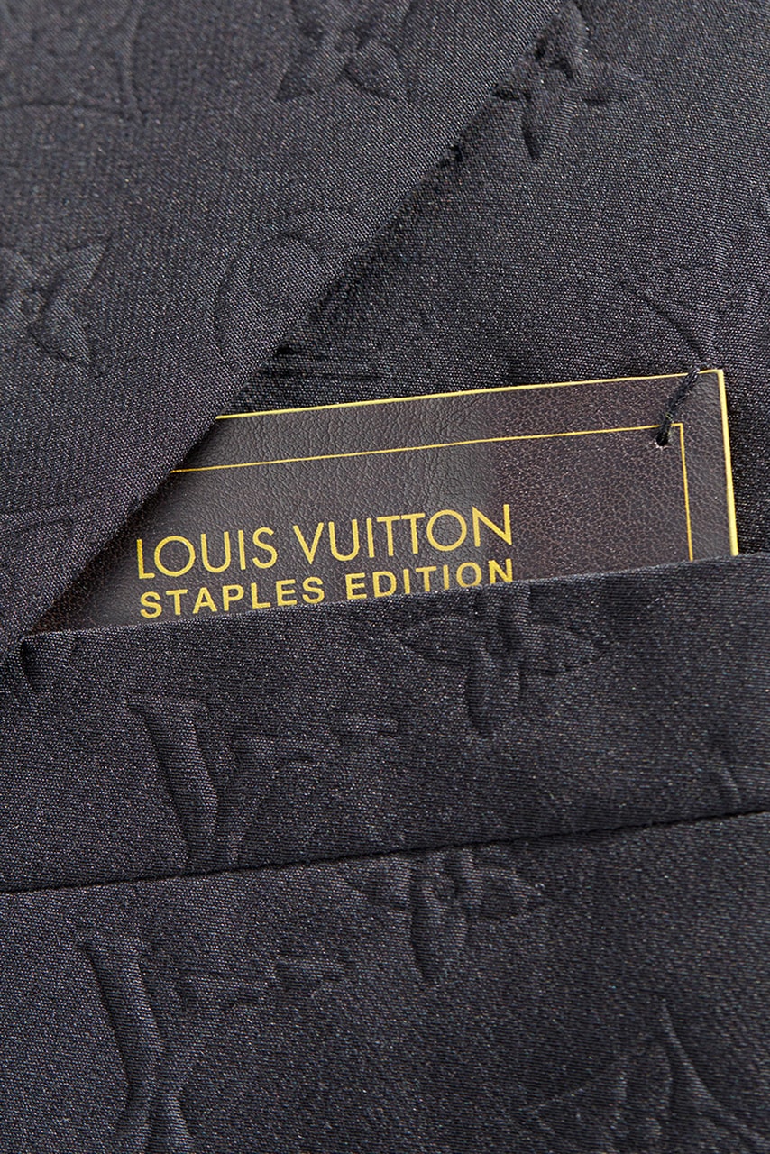 루이 비통의 새 남성복 라인, '스테이플스 에디션' 2019 프리 폴 캠페인 사진 보기