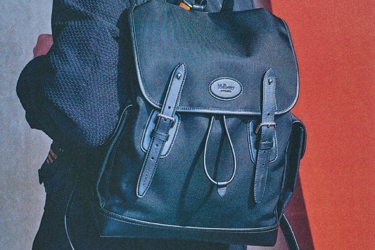 대담한 색채를 입은 멀버리의 2019 SS 액세서리 컬렉션