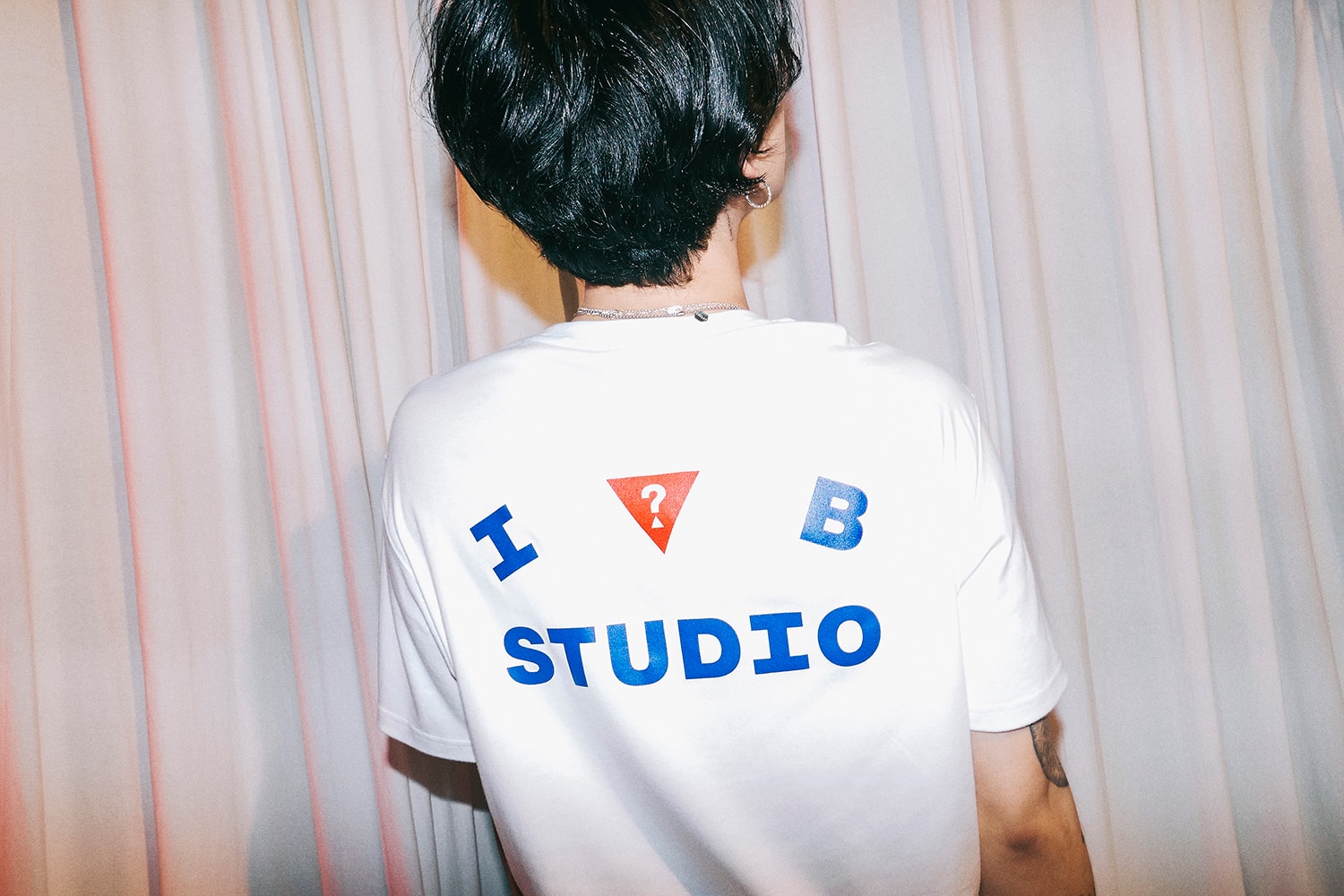 게스 x 아이앱 스튜디오 남태현 스트릿 스냅 2019 여름 streetsnaps-nam-taehyun