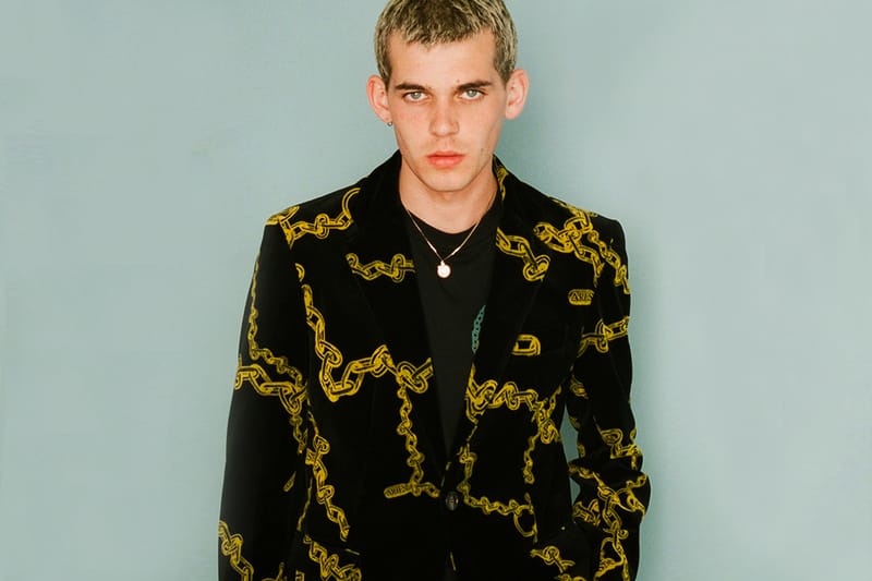 1990년대 스타일 새롭게 재해석한 에리즈 2019 FW 컬렉션 룩북