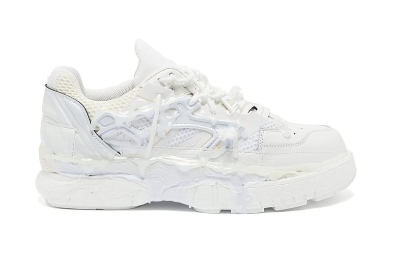 새하얀 글루건 범벅의 메종 마르지엘라 퓨전 '트리플 화이트' 출시