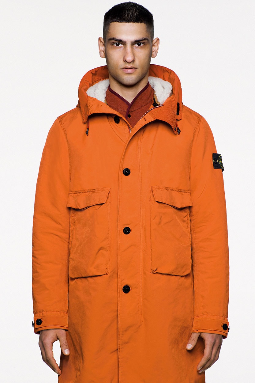 아노락, 항공 재킷, 플리스 포함된 스톤 아일랜드 가을, 겨울 2019 / 2020 '아이콘 이미저리' 컬렉션 룩북 보기 