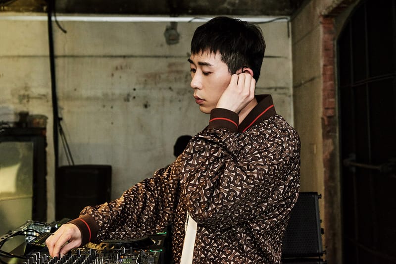 버버리의 새로운 하우스 코드, '토마스 버버리 모노그램' 런칭 파티