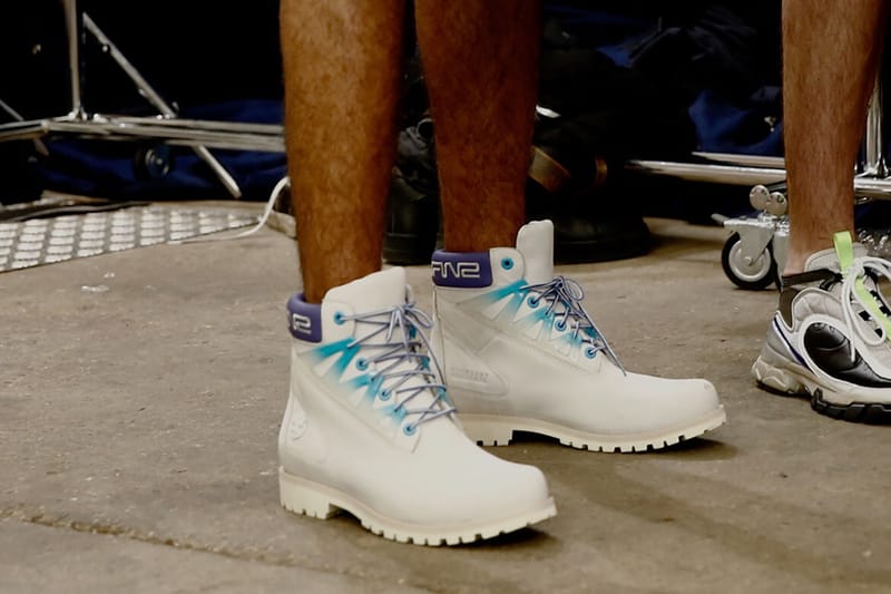 산쿠안즈 2020 SS 런웨이에 등장한 팀버랜드 6인치 부츠?