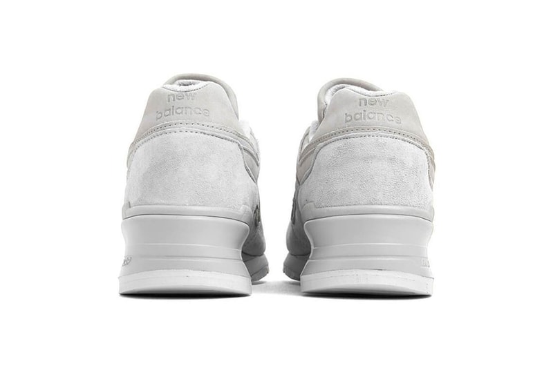 뉴발란스 997의 밝은 회색 신상 모델, '그레이 스웨이드(Grey Suede)' 발매 정보 피처 