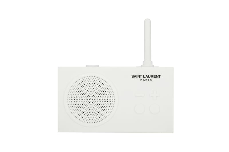 생 로랑의 라이프 스타일 '006' 컬렉션: 오락실 게임기, 루빅스 큐브, 라디오 등