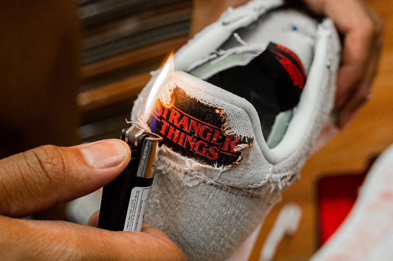 불로 태워야 보이는 나이키 x '기묘한 이야기', 세 번째 협업 팩 공개