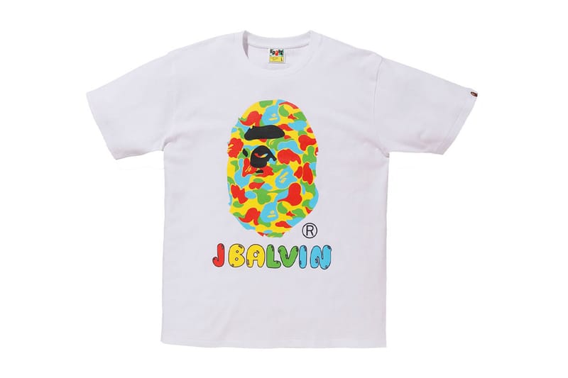 앙증맞은 제이 발빈 캐릭터를 새긴, 베이프 x 제이 발빈 협업 티셔츠