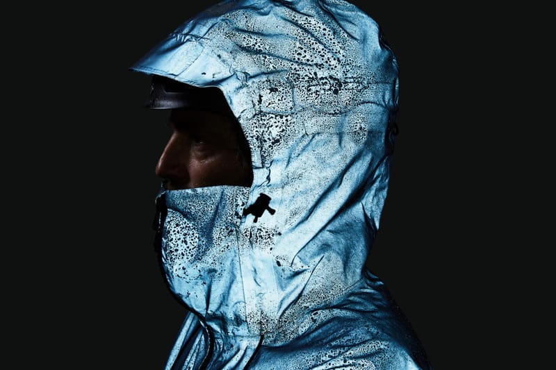 빛을 반사하는 나비의 날개를 영감 삼은, 볼레백 '블루 모르포 재킷' 출시