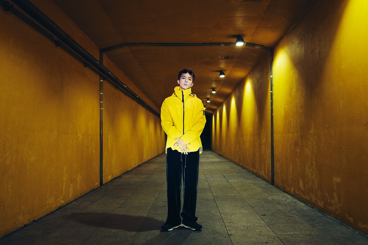 CL과 MINO, 아디다스 마이쉘터 레인 재킷과 테렉스 프리 하이커 GTX 화보