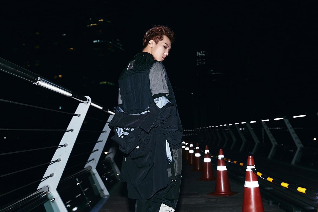 CL과 MINO, 아디다스 마이쉘터 레인 재킷과 테렉스 프리 하이커 GTX 화보