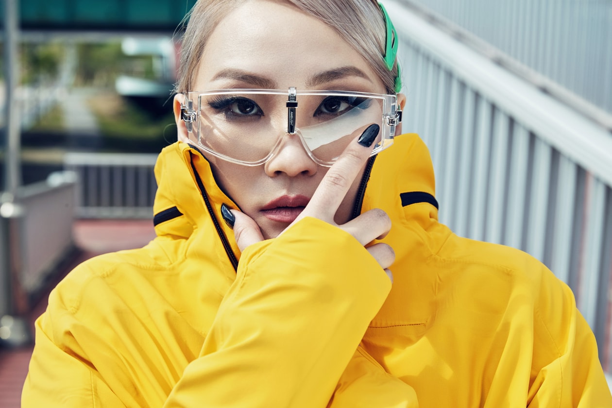 CL과 MINO, 아디다스 마이쉘터 레인 재킷과 테렉스 프리 하이커 GTX 화보