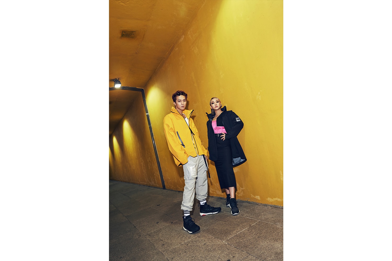 CL과 MINO, 아디다스 마이쉘터 레인 재킷과 테렉스 프리 하이커 GTX 화보 