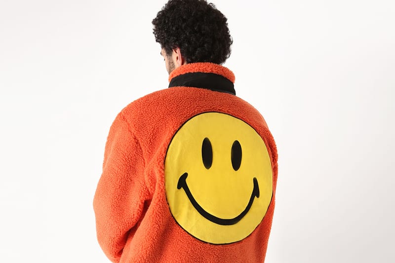 차이나타운 마켓과 케이스스터디가 만든 스마일 로고 플리스