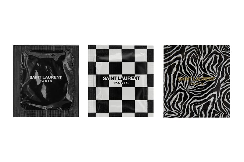 체크 패턴부터 황금색까지, 생로랑이 만든 콘돔의 모습은?