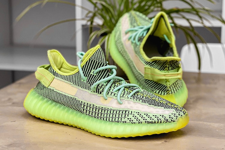 '하입비스트'가 포착한 이지 부스트 350 V2 '이즈릴' 리플렉티브