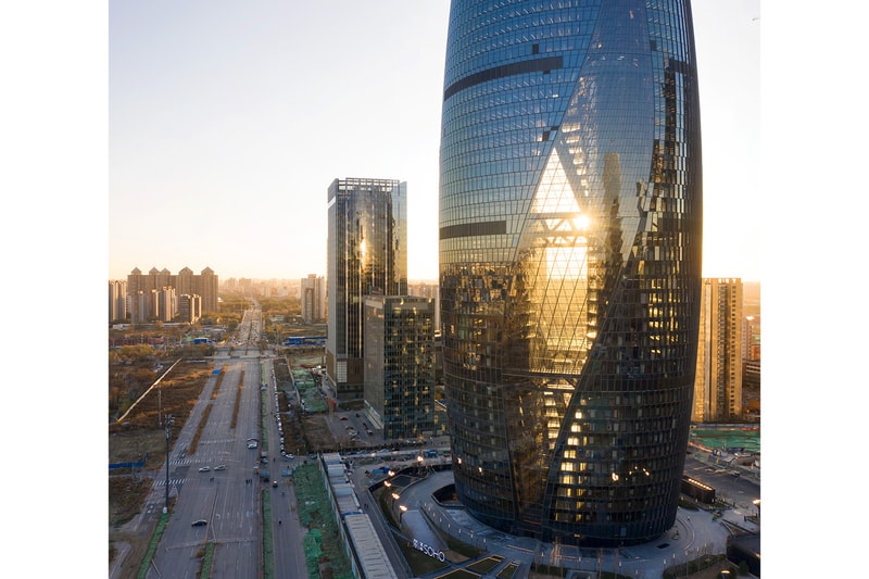 자하 하디드의 '리자 소호', 세상에서 가장 높은 아트리움, 베이징 펑타이 지구