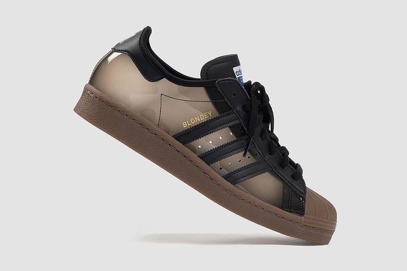 블론디 맥코이, 새 아디다스 협업 ‘슈퍼스타’ 극소량으로 다시 출시한다