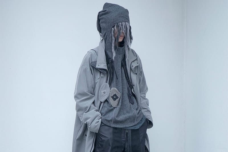 불규칙한 질감의 향연, 블랙멀 2020 FW 컬렉션 룩북