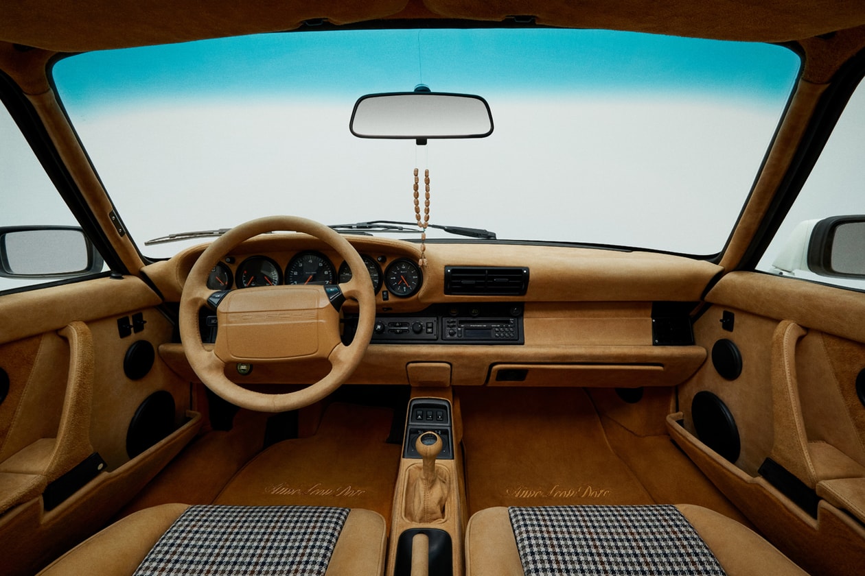 에임 레온 도르 x 포르쉐 콜라보, 911 카레라 4 ALD 964, 첫 실물 공개