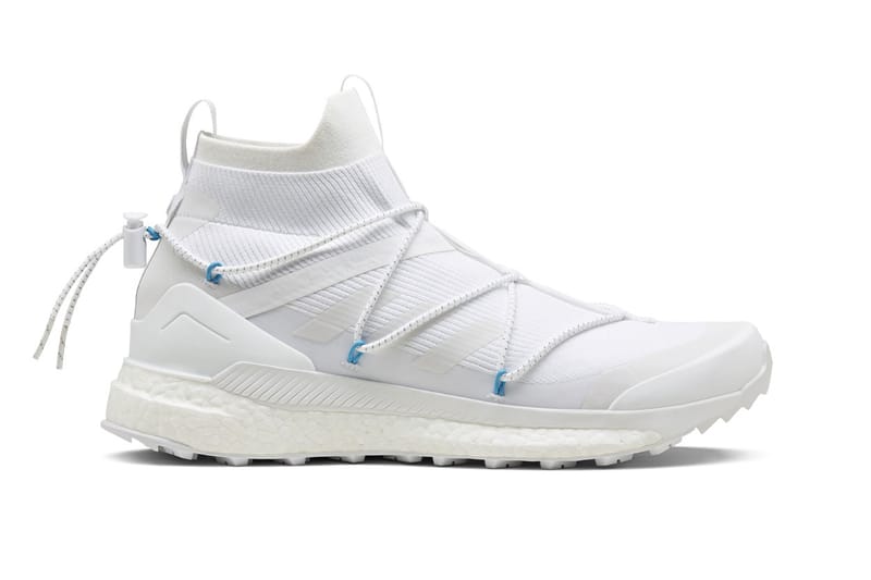 버선을 본뜬 디자인, 카시나 x 아디다스 테렉스 프리하이커