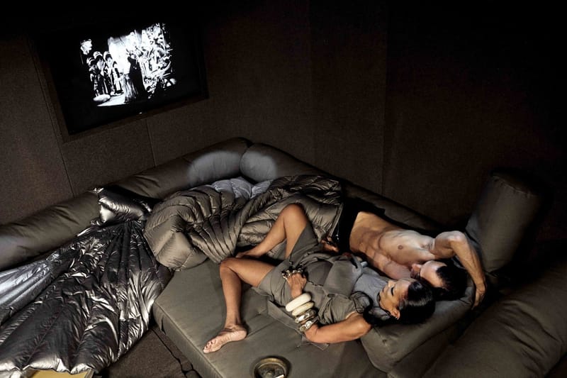 몽클레르와 릭 오웬스의 투어 버스 & 협업 의류 들여다보기