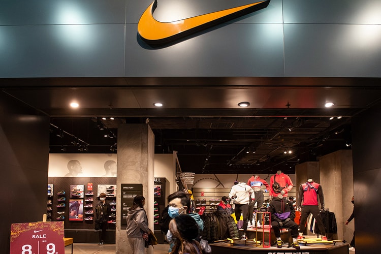 코로나바이러스로 인해 중국 내 나이키 매장 절반이 문을 닫는다