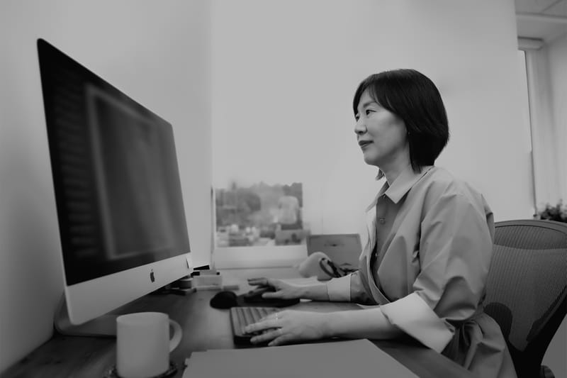 애플, '세계 여성의 날'을 맞아 여성 창작자와 함께한 ‘Mac, 그 뒤에서’ 캠페인 공개