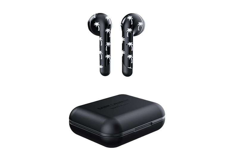 야자수와 음표가 새겨진, 생 로랑 리브 드와 x 해피 플러그인 무선 이어폰 2종 출시