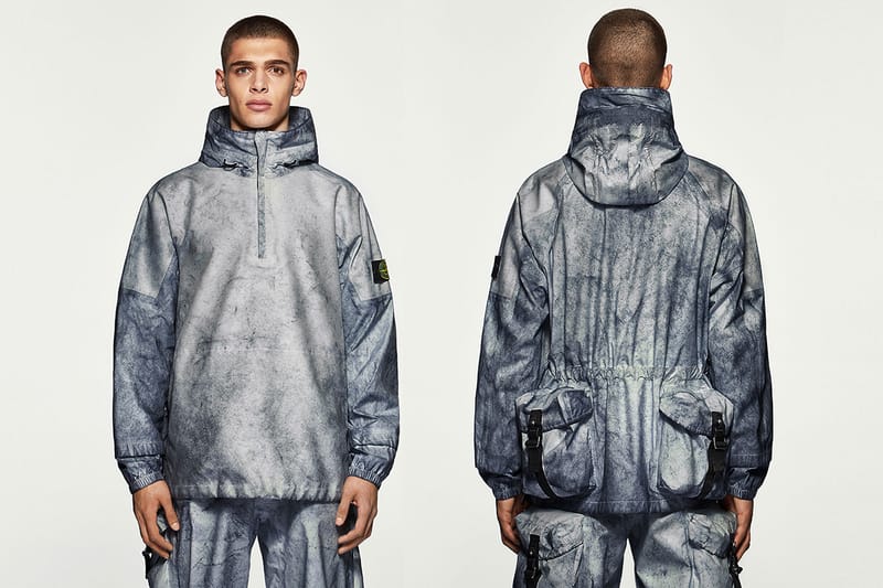 파도 같은 컬러, 엔드 클로딩 x 스톤 아일랜드 협업 아노락 & 카고 팬츠 출시
