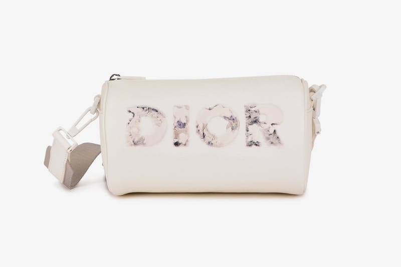 다니엘 아샴 x 디올, 부패한 로고 롤러 백 & 미니 모자 목걸이 출시
