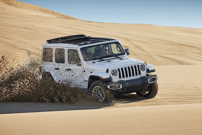 지프, 원터치 개폐식 소프트톱 탑재한 랭글러 '오버랜드 파워탑' 출시