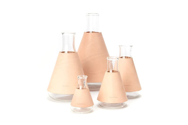 헨더 스킴, 과학 실험 기구를 활용한 ‘science vase:꽃병’, 비이커, 플라스크, 샬레
