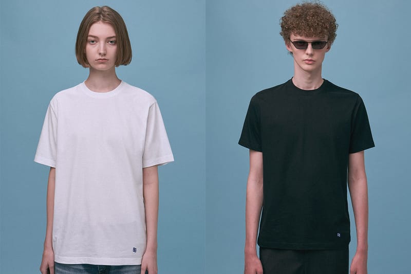 아더 에러, 새로운 베이직 라인으로 티셔츠 & 양말 출시