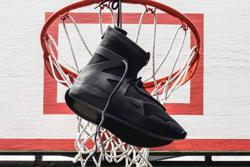 나이키 에어 피어 오브 갓 1 '트리플 블랙', 예고 없는 깜짝 '쇼크 드로우' 진행