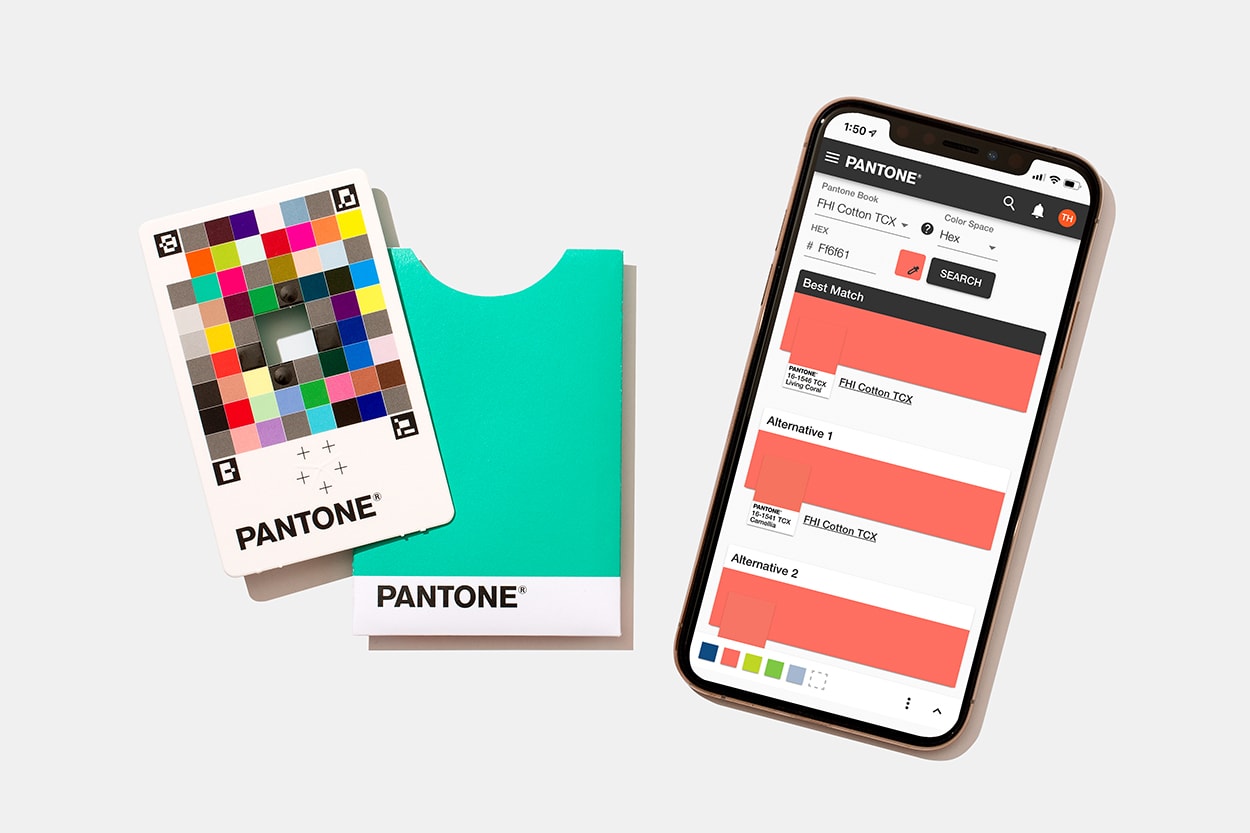 갖다 대기만 하면 색을 찾아주는 팬톤의 컬러 매치 카드 & 모바일 앱