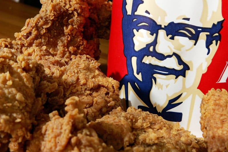 KFC, 코로나19 때문에 ‘손가락 빨 만큼 맛있는’ 광고 문구 사용 중단한다