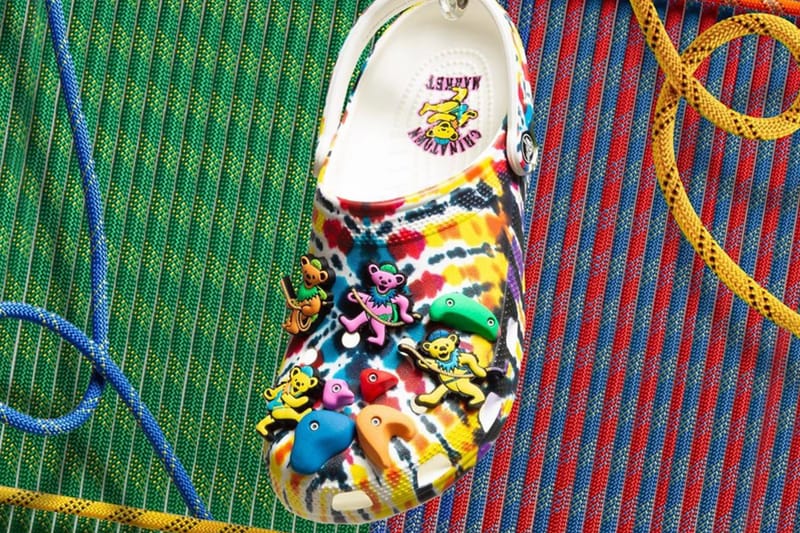 차이나타운 마켓 x 그레이트풀 데드 x 크록스 협업 클로그 출시 정보