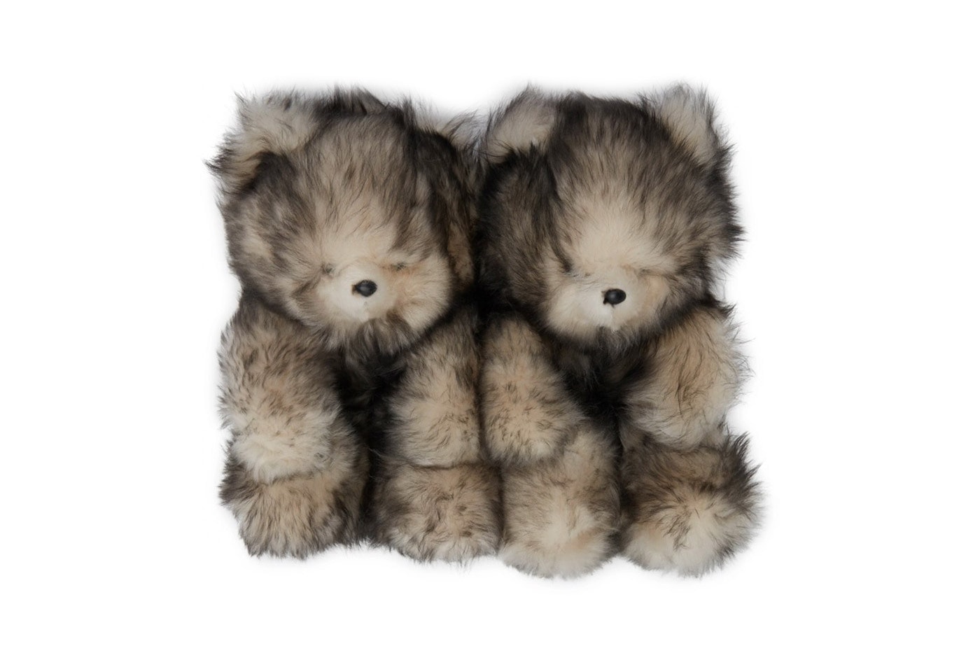 베트멍, 곰 인형 모양의 슬리퍼 'Hug Me Bear' 출시, 테디 베어, 벹멍, 벹망, 베트망, 에센스, 편집숍