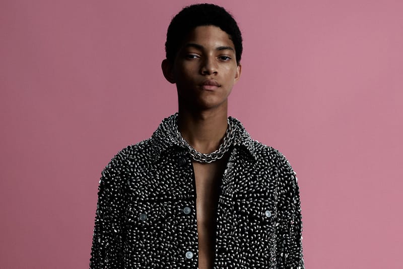 스터드 장식이 수놓인 테일러링 수트, 1017 알릭스 9SM 2021 SS 컬렉션 룩북