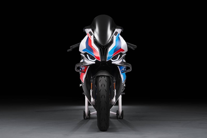BMW 모토라드의 초강력 레이싱 모터사이클, ‘M 1000 RR’ 공개, 바이크