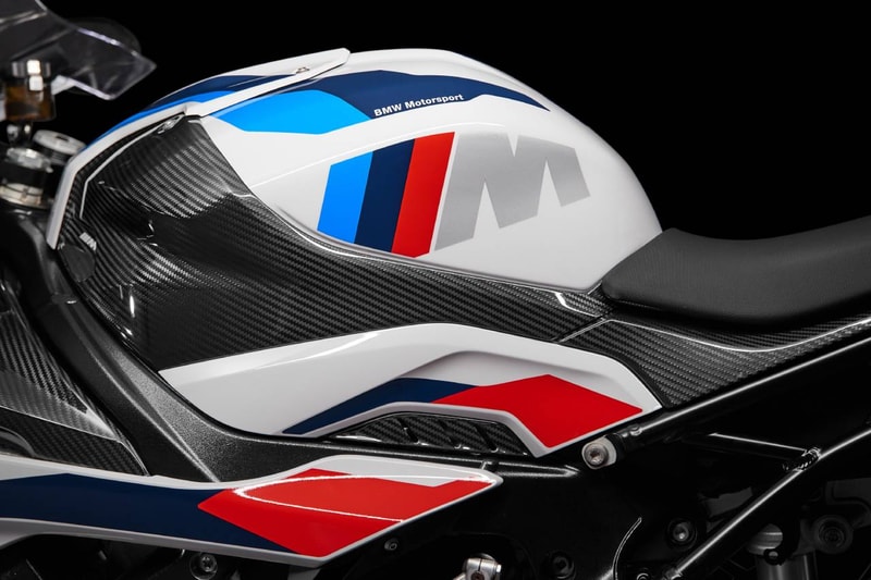 BMW 모토라드의 초강력 레이싱 모터사이클, ‘M 1000 RR’ 공개, 바이크
