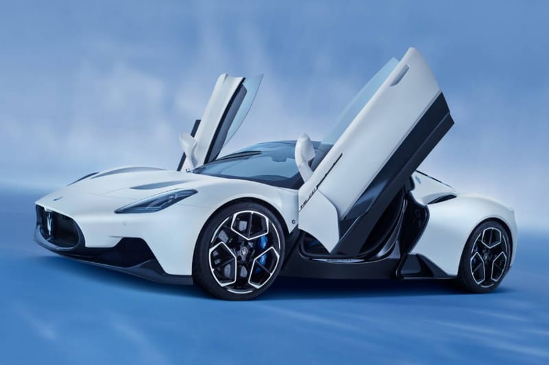 마세라티의 새로운 미드십 슈퍼카, ‘MC20’ 최초 공개