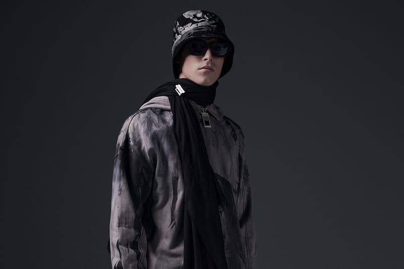 사무엘 로스가 그린 자화상, 어 콜드 월 2021 SS 컬렉션