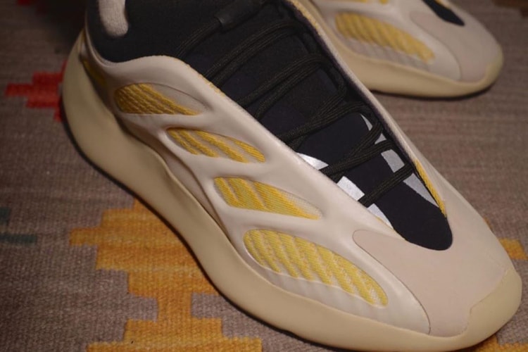 아디다스 오리지널스 이지 700 V3 ‘Srphym’ 실물 사진 공개