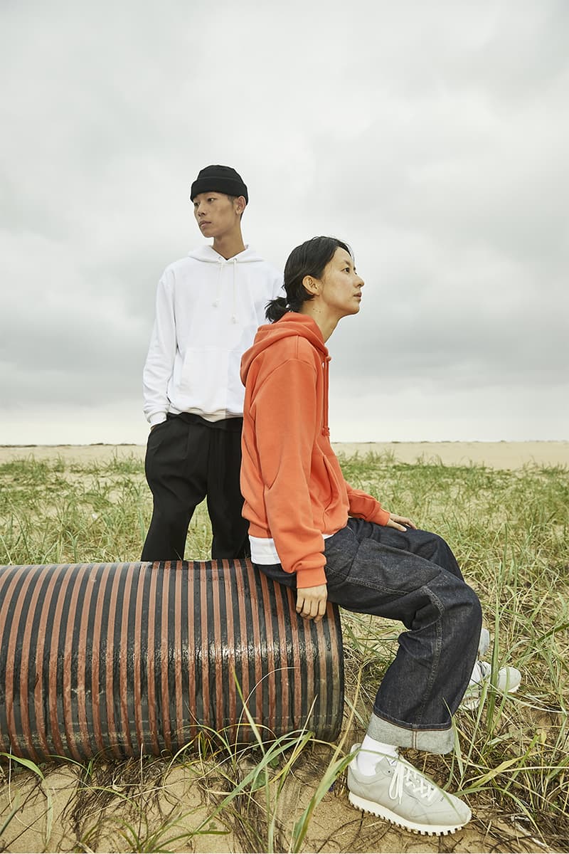 에이카 화이트, 2020 FW 프리미엄 베이직 컬렉션 룩북 ‘Portrait of a Day’ 공개, 강원도 고성, 데이트 코스, 연인룩, 커플룩, 남친룩, 스웨트셔츠, 스웨트팬츠